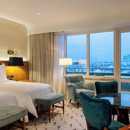Four Seasons Ritz
