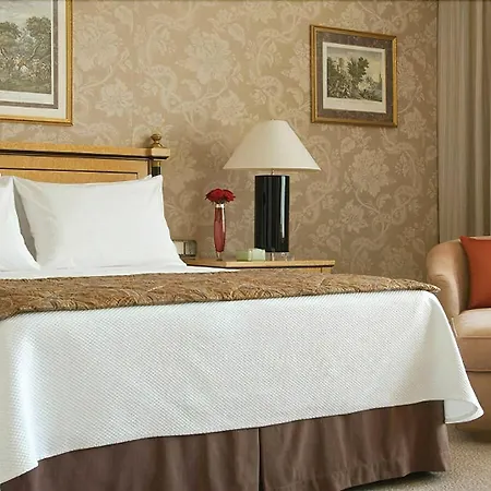 Four Seasons Ritz Otel 5*