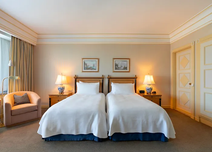 Four Seasons Ritz Hotel