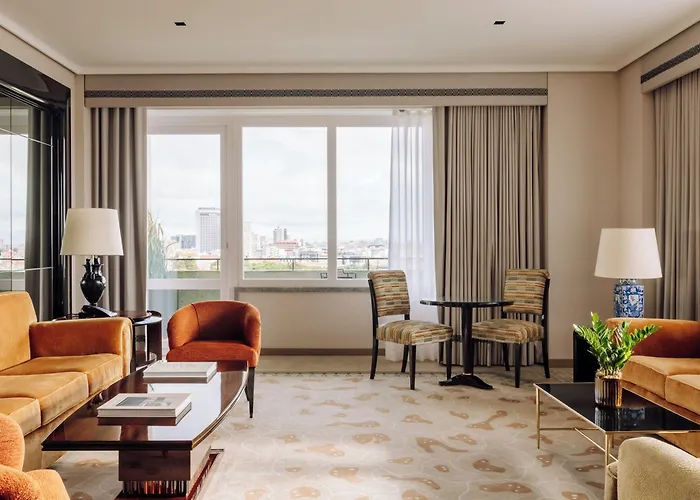 Four Seasons Ritz Hotel