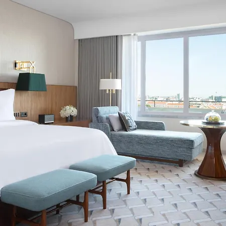 Four Seasons Ritz Hotel 5*